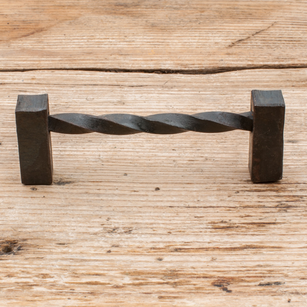 knobs-pulls-34